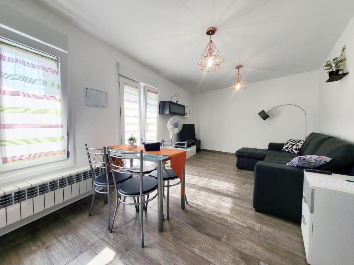 Apartamento Del Puente Autol Екстериор снимка
